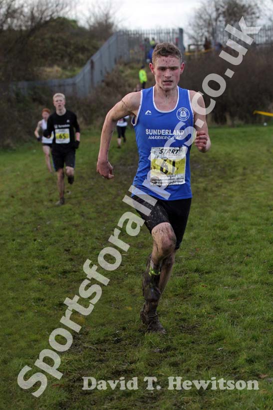 Yellow 61finishing the under-17s 2012 North East Championships, Summerhill Country Park, Hartlepool.